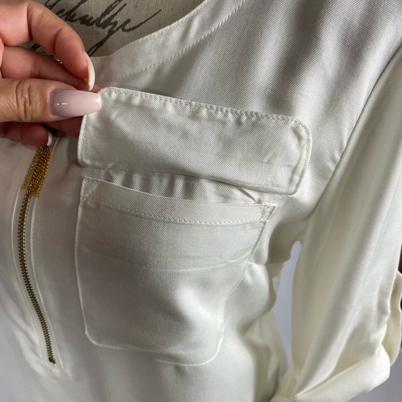 Jones New York Women’s Front Tassel Zipper Top - Picture 7 of 16